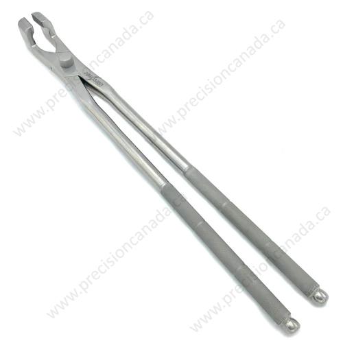SERRATED JAW EQUINE MOLAR FORCEPS, 19.25" (49CM)