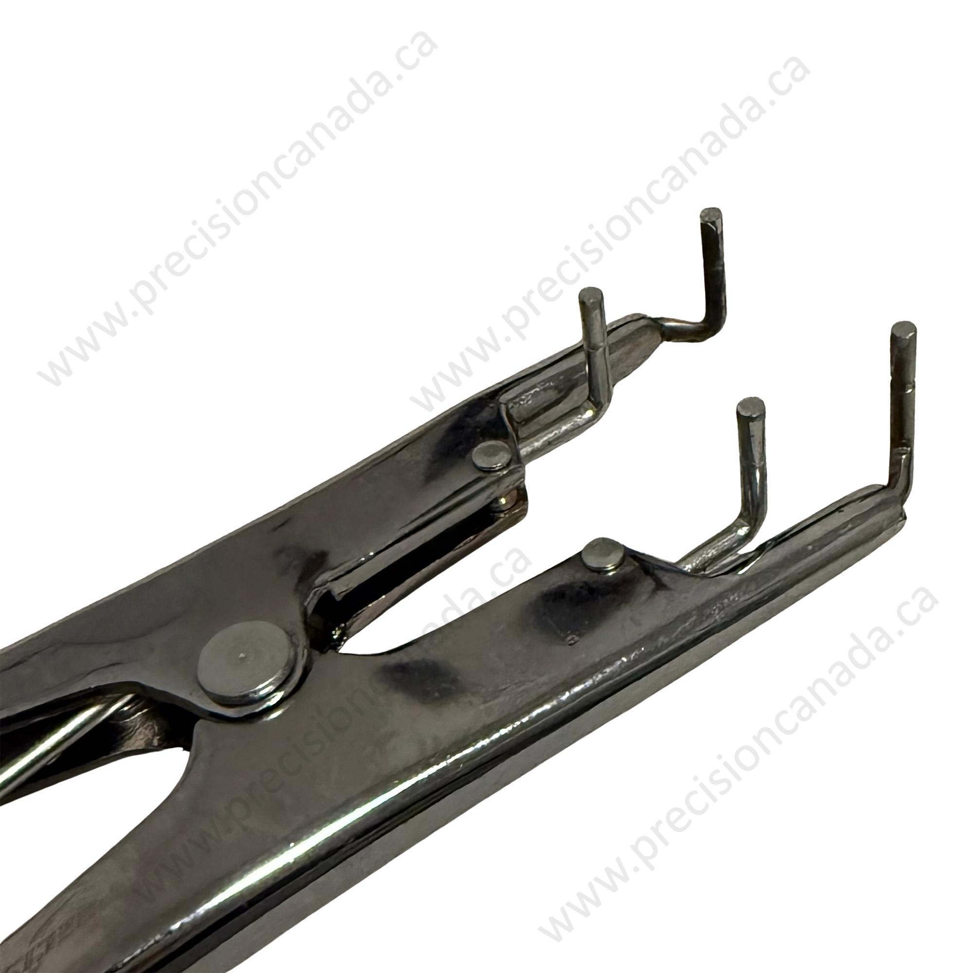 Castrating Band Applicator 2